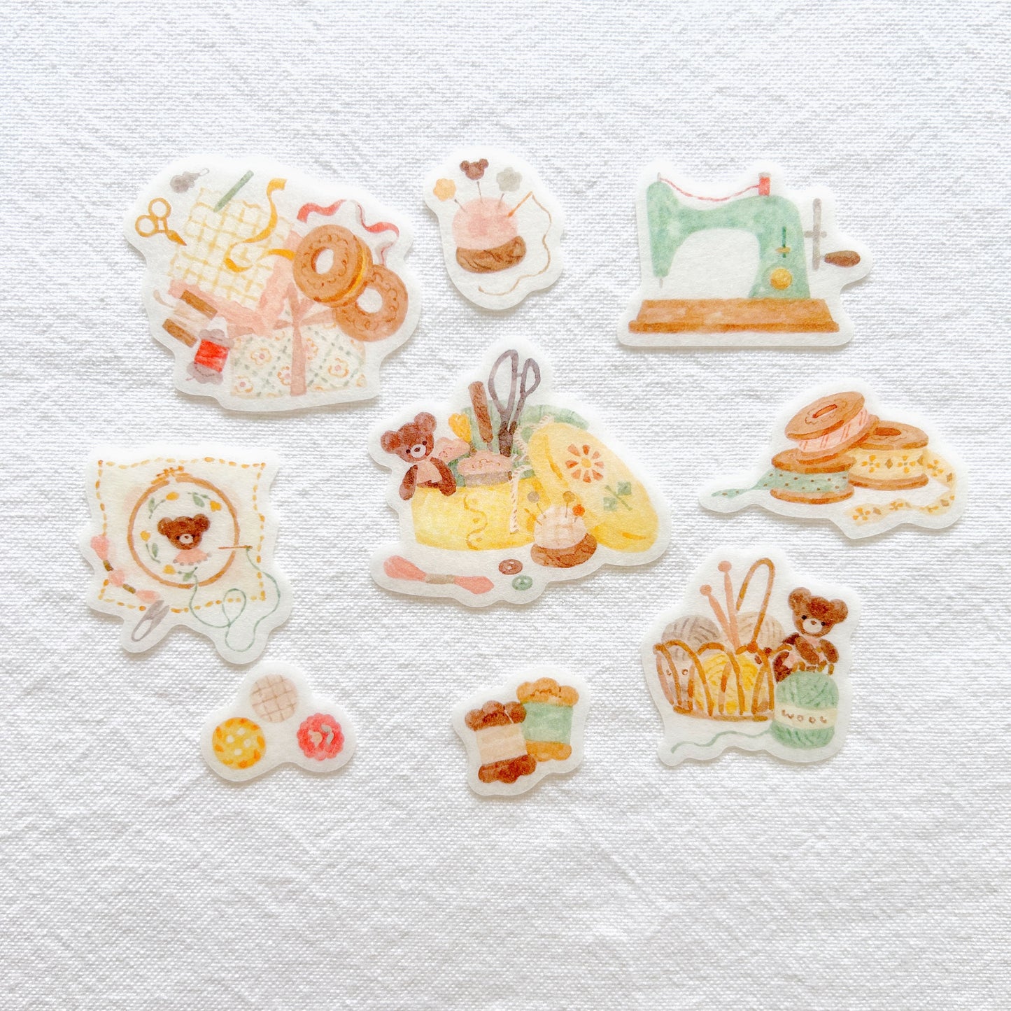 Papier Platz Gold Foil Flake Sticker - Bear and Sewing (53-030)