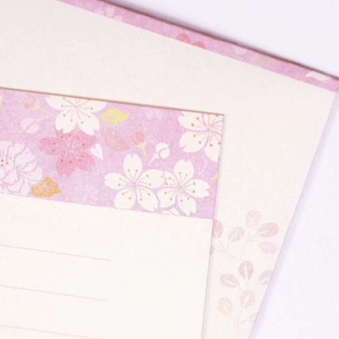 Wanowa Letterset - Flowering Plants, a beautiful Japanese stationery set featuring illustrations of vibrant blooming plants, ideal for heartfelt letters and special notes.