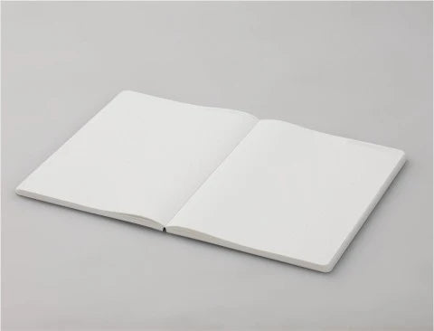 STALOGY Editor's Series 1/2 Year Notebook - A5 - Grid - Black