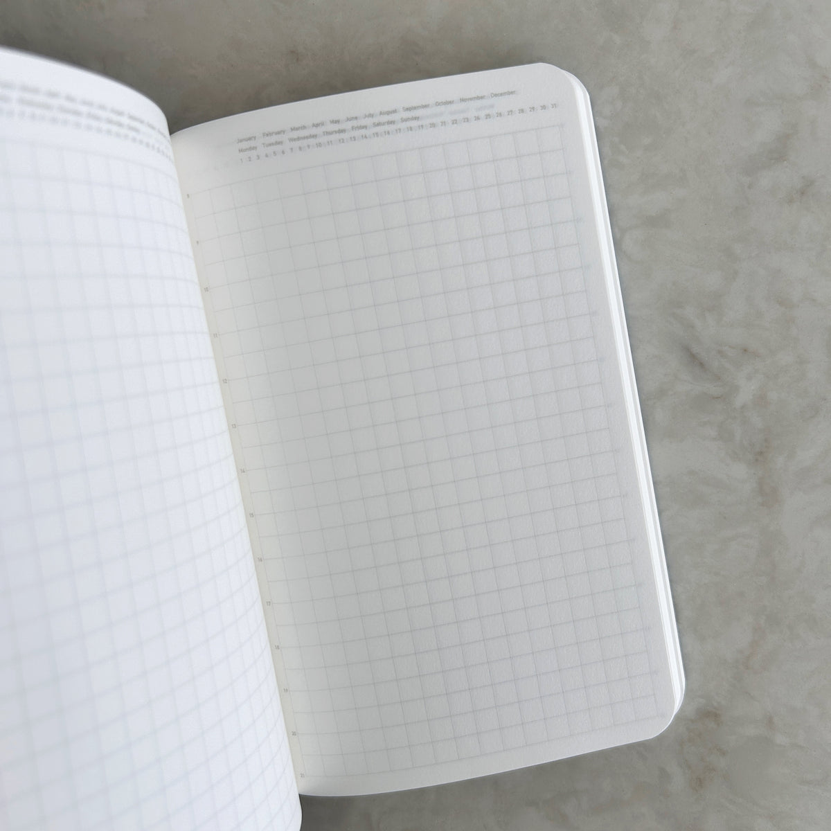 STALOGY Editor's Series 365Days Notebook - A6 Slim - Grid - Black