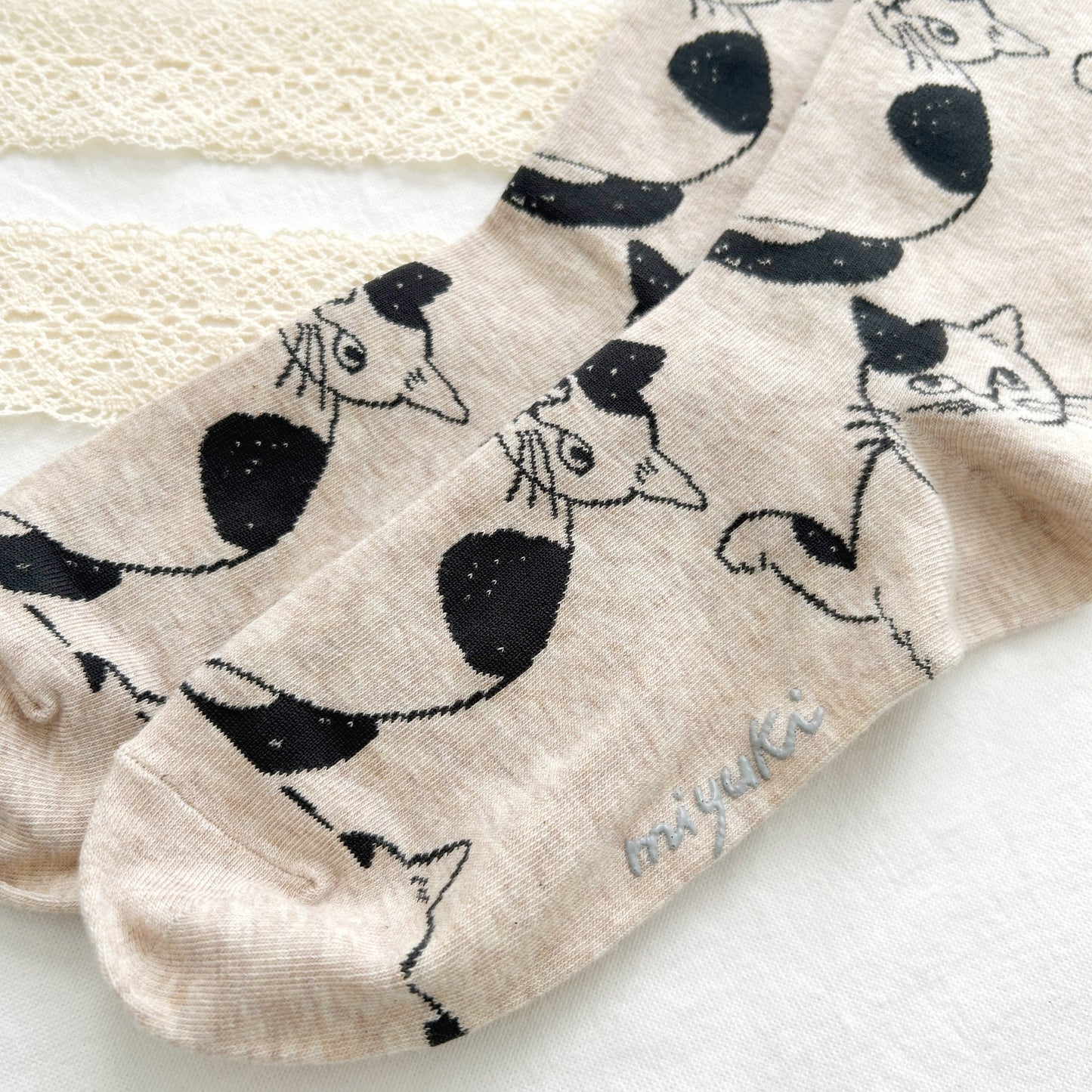 Matsuo Miyuki Cat Socks - Pumpkin
