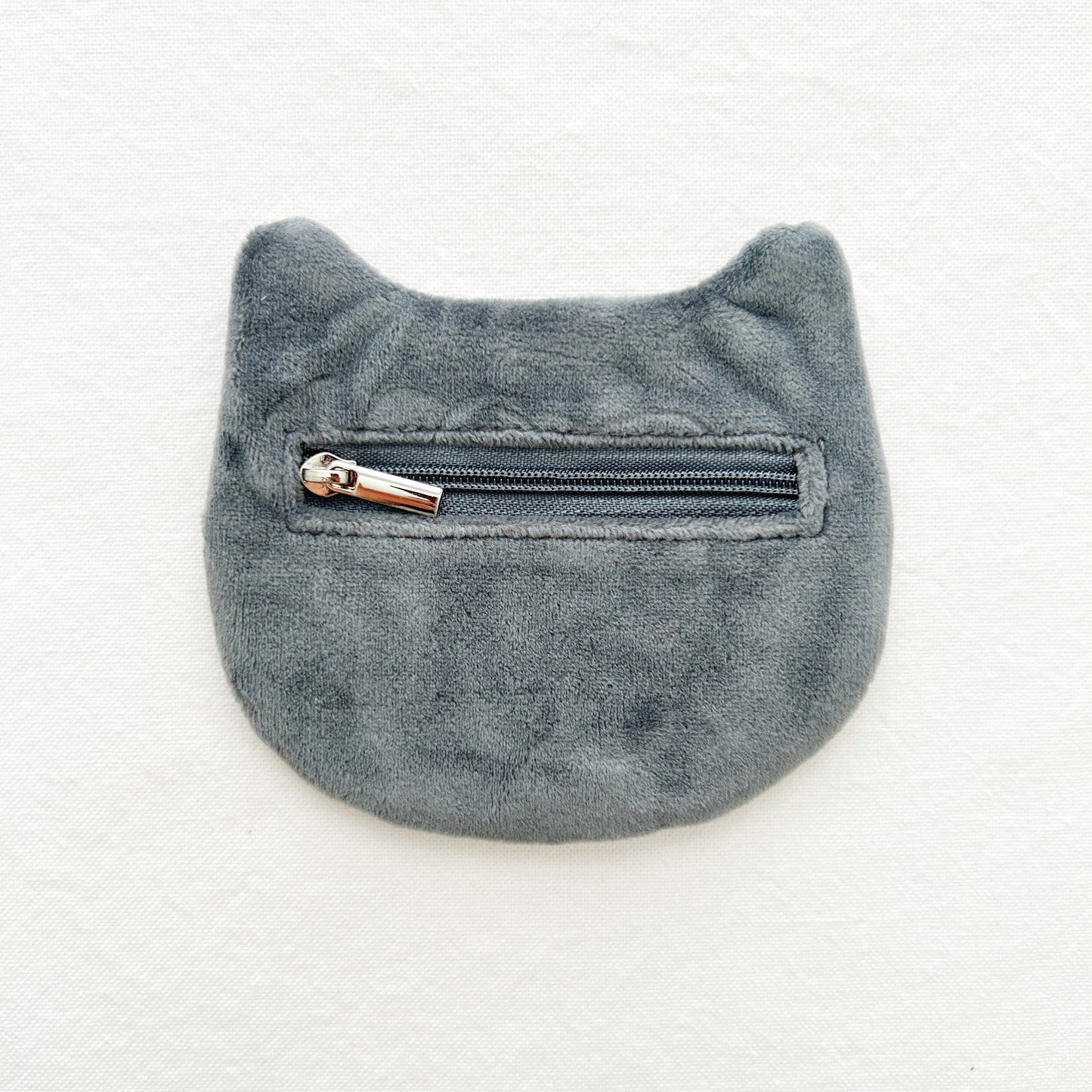 Nathalie Lété Embroidered Animal Face Pouch - Grey Cat