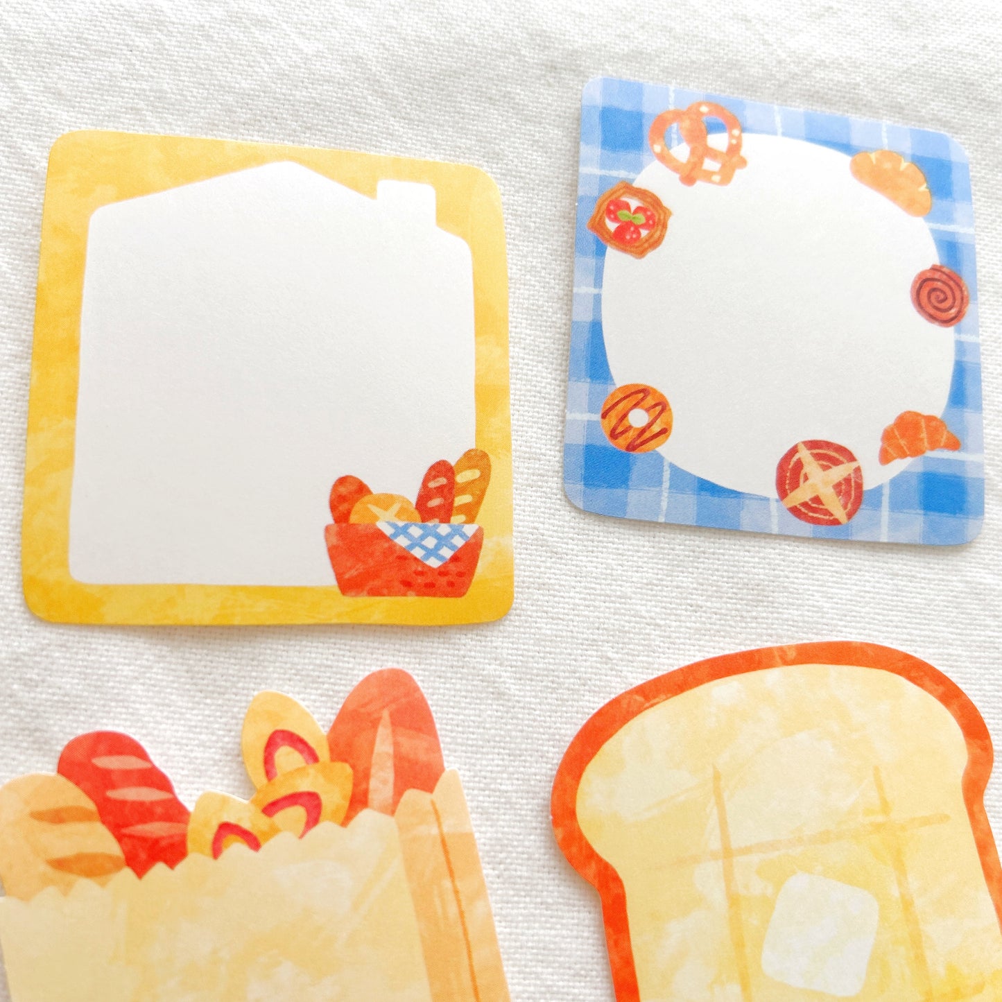 Mind Wave Hidamari Life Writable Flake Sticker - Bread