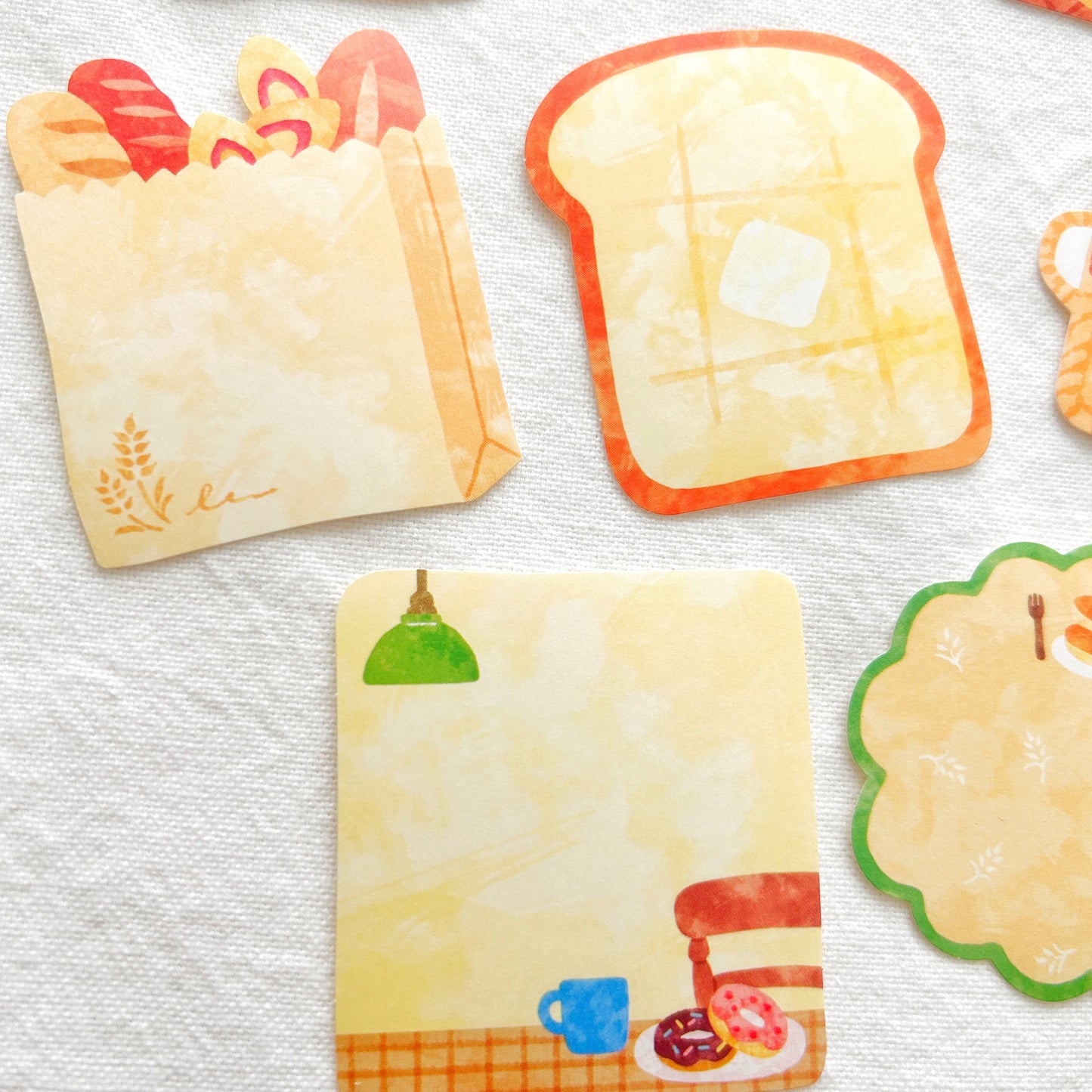 Mind Wave Hidamari Life Writable Flake Sticker - Bread