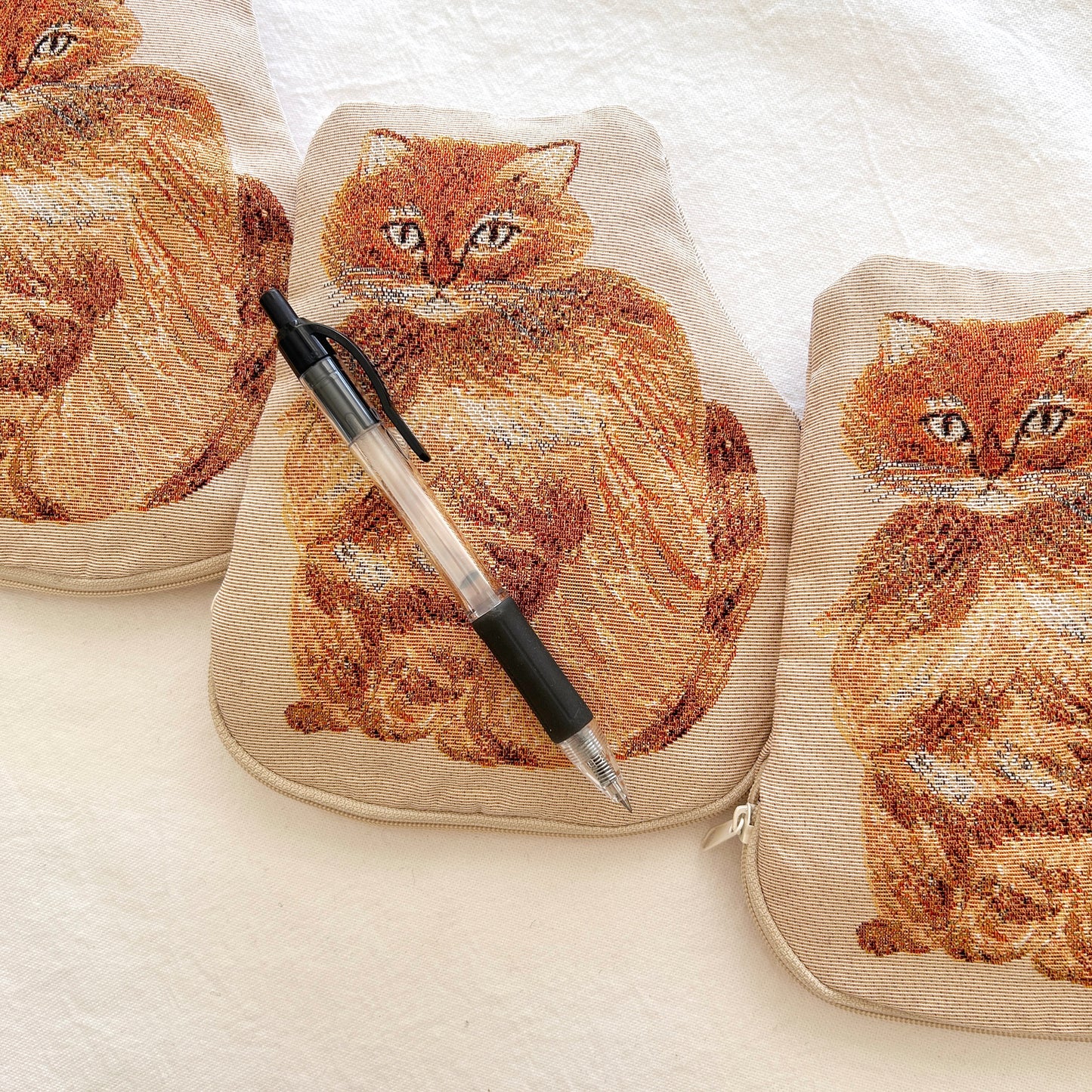 Matsuo Miyuki Cat Pouch - Bushy