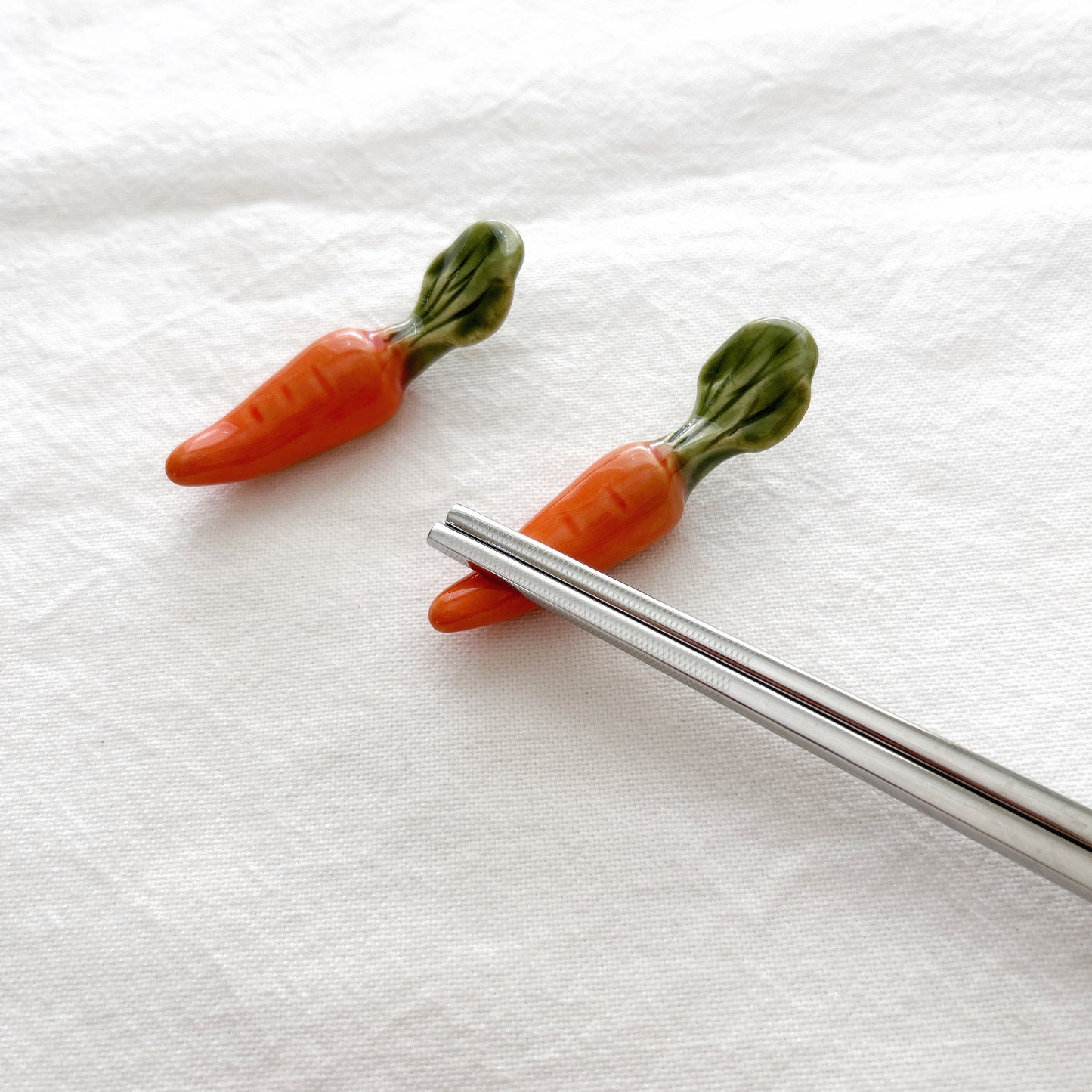 Crunchy Carrot Chopstick Rest