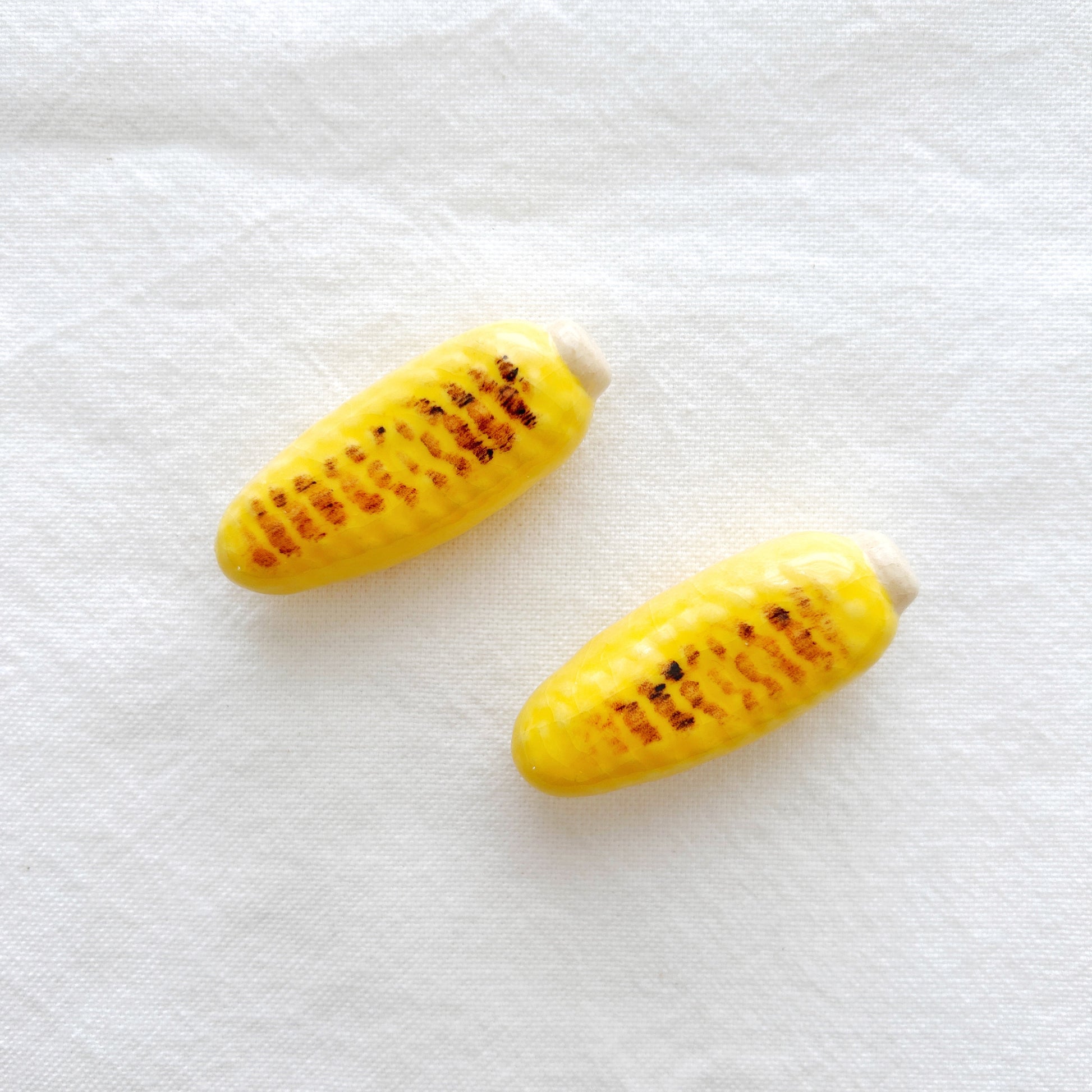 Yellow sweet roasted corn ceramic chopstick rest