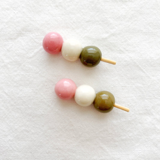 Sanshoku Dango Chopstick Rest
