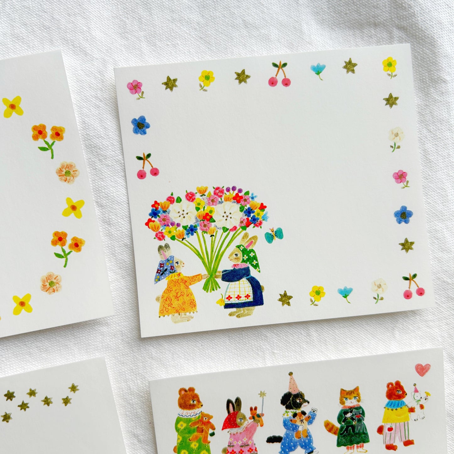 Cozyca - Aiko Fukawa Block Memo Pad Little Fluffy Friends