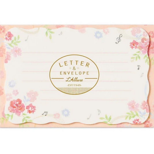 LA Letterset - Fleur, a charming floral-themed stationery set adorned with delicate flower illustrations, perfect for writing letters and special notes.