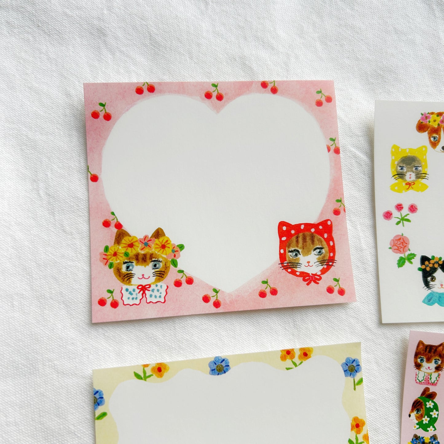 Cozyca - Aiko Fukawa Block Memo Pad Niko Niko Smile