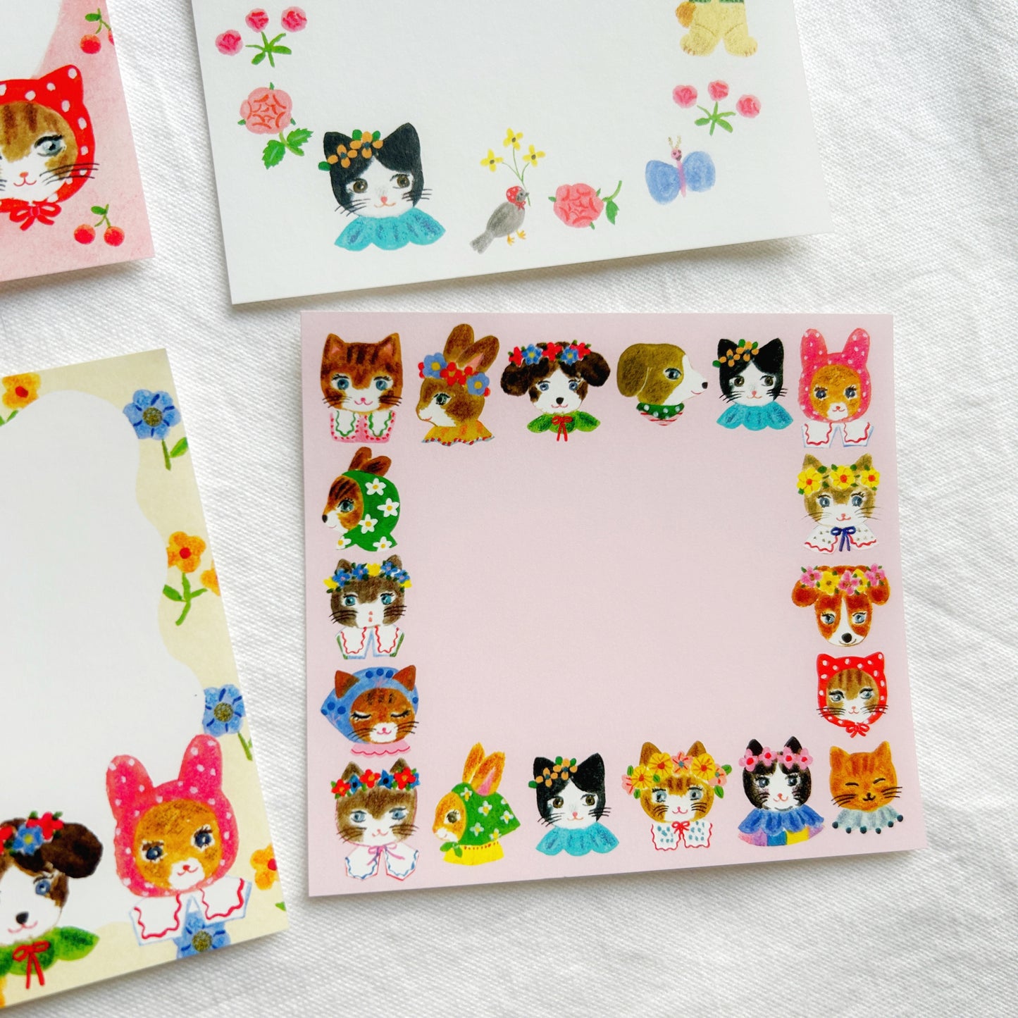 Cozyca - Aiko Fukawa Block Memo Pad Niko Niko Smile