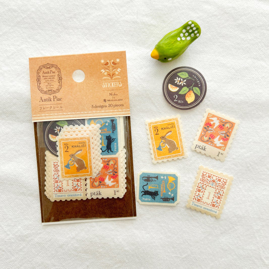 Nuku Atink Piac Flake Stickers - Gulben