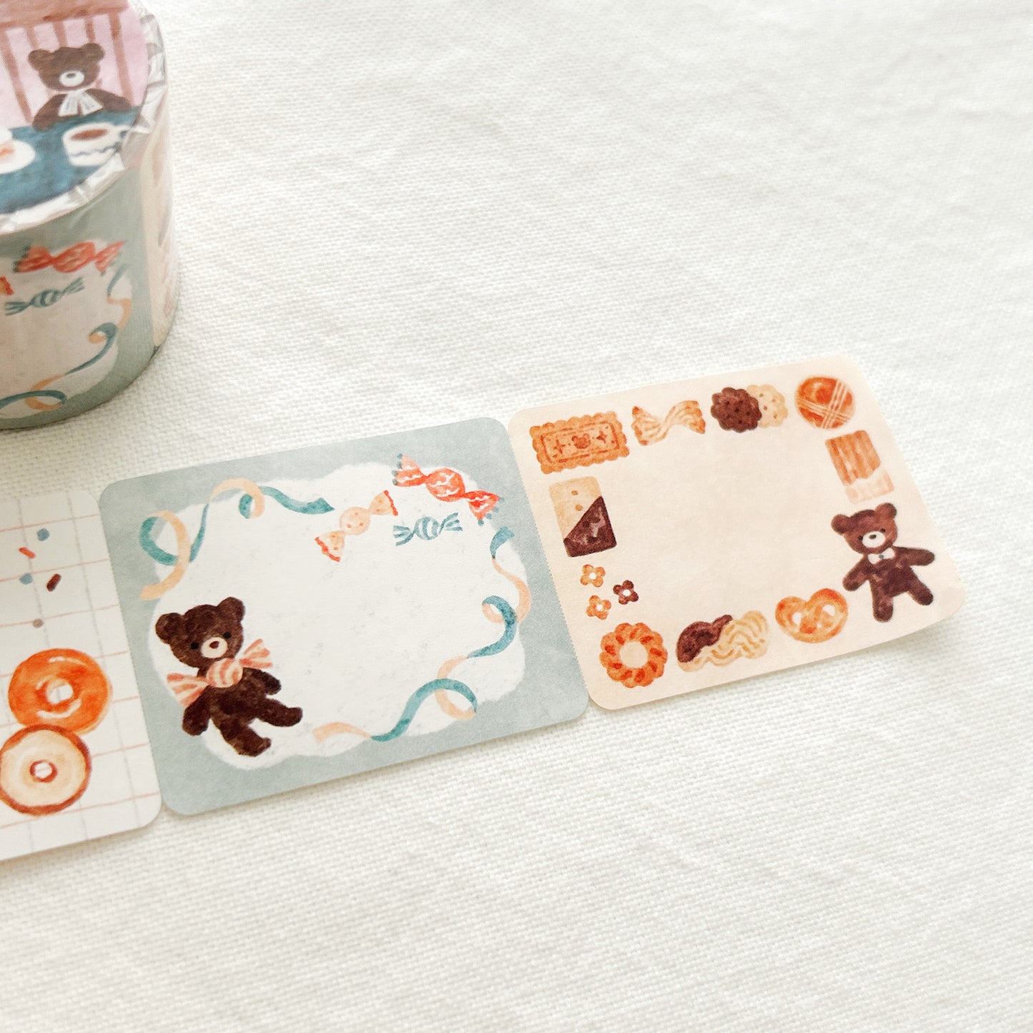 Papier Platz Nakauchi Waka Rolled Sticky Notes - Bears and Sweets
