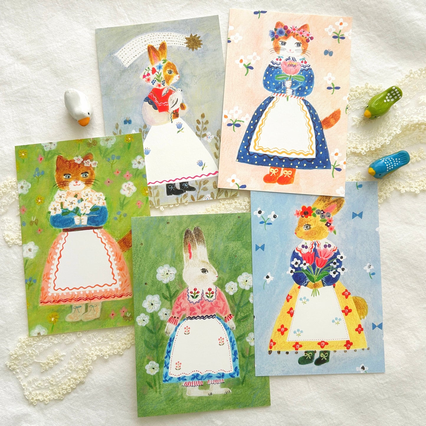 Cozyca - Aiko Fukawa Postcard Booklet Tablier